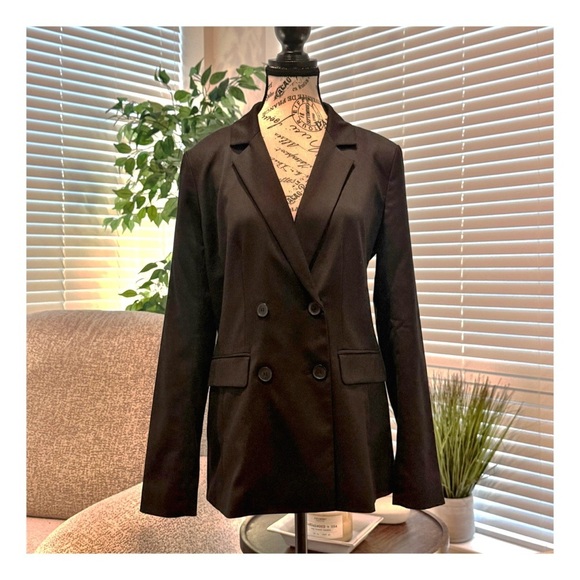 “Women’s Vintage Clothing & More” SHOW
          
TONIGHT FRIDAY JULY 18 - 9 PM - Picture 13 of 16